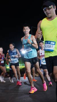 BIB: 142, 40032, 1309, 42388, 43081
                            <button type="button" onclick="openModal(23051238)" class="btn btn-primary btn-sm float-right btn-popup" data-toggle="modal" data-target=".modal-high-quality">
                        <i class="fas fa-shopping-cart"></i> Add to Cart
                    </button>
                                            <button type="button" onclick="isThisMe(23051238, true)" class="btn btn-success btn-sm float-right btn-popup btn-isme hidden" data-toggle="tooltip" data-placement="bottom" title="นี่คือรูปของคุณใช่ไหม คลิกที่นี่เพื่อเอาเข้าอัลบั้ม">
                        <i class="fas fa-plus"></i> Add to album
                    </button>
                    <button type="button" onclick="isThisMe(23051238, false)" class="btn btn-warning btn-sm float-right btn-popup btn-isnotme hidden">
                        <i class="fas fa-ban"></i> Remove from album
                    </button>